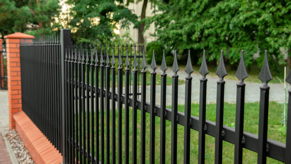 perbedaan besi hollow dan galvanis